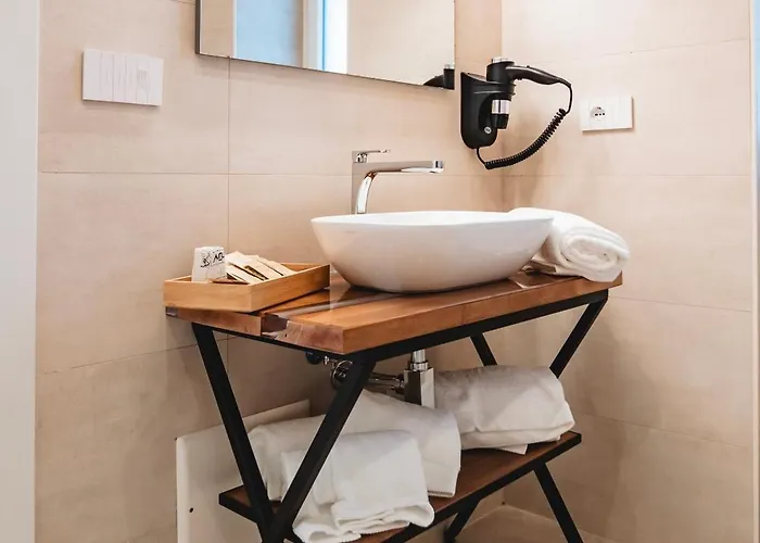 Florisia بيت ضيافة *